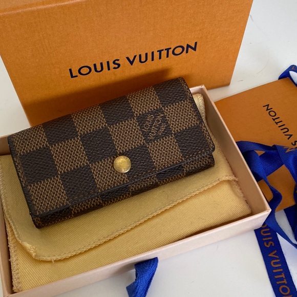 Louis Vuitton Accessories - Louis Vuitton 4 Key Holder Damier Ebene  Preloved